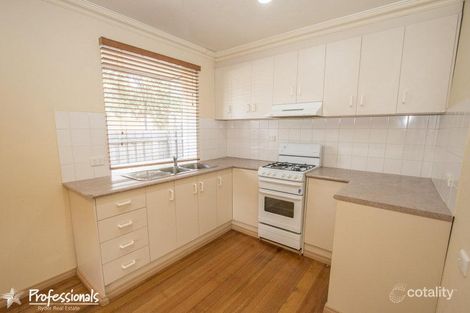 Property photo of 15 Bernard Drive Melton South VIC 3338