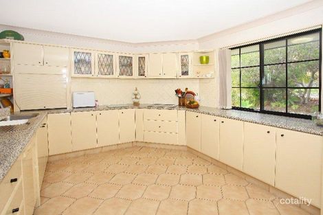Property photo of 2 Chichester Drive Arundel QLD 4214
