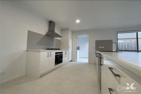 Property photo of 13 Hilda Drive Brookfield VIC 3338