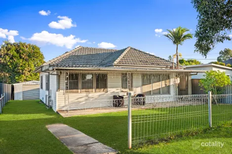 8 Gordon St, St Marys, NSW 2760