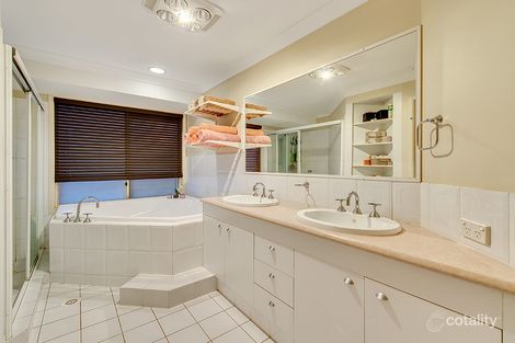 Property photo of 12 Huon Place Forest Lake QLD 4078