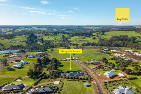 Property photo of 5 Magnolia Retreat Kangaroo Gully WA 6255