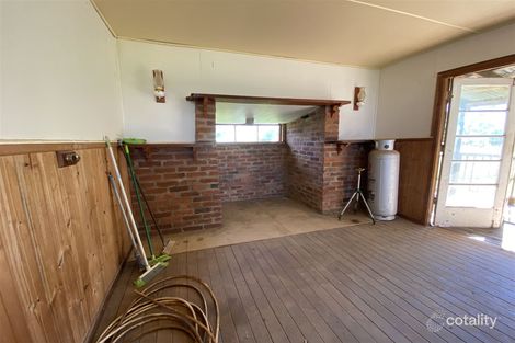 Property photo of 7 Elphinstone Street Ravenswood QLD 4816