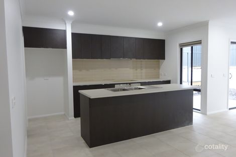 Property photo of 5 Ambition Drive Greenvale VIC 3059