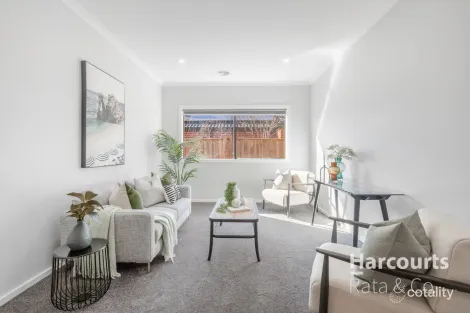 Property photo of 22 Lone Pine Drive Mernda VIC 3754