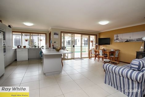 Property photo of 4 Ngumi Court Eight Mile Plains QLD 4113