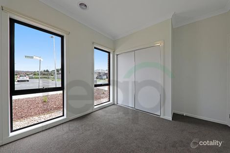 Property photo of 17 Leandon Avenue Wollert VIC 3750