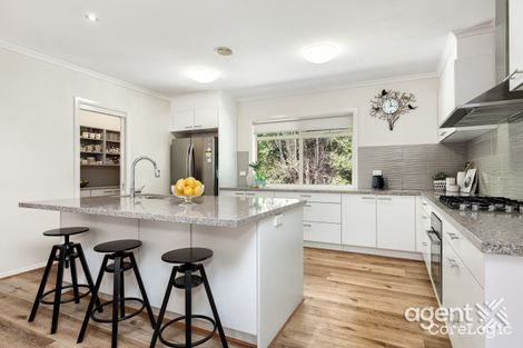 Property photo of 2 Siandra Place Berwick VIC 3806