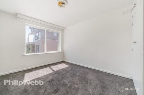 Property photo of 9/7 Albion Road Box Hill VIC 3128