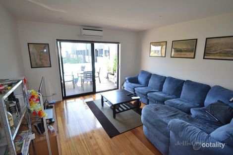Property photo of 32 Mary Moodie Way Brunswick East VIC 3057
