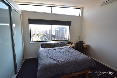 Property photo of 32 Mary Moodie Way Brunswick East VIC 3057