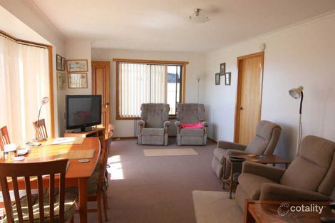 Property photo of 2/17 Dumbleton Street Hawley Beach TAS 7307