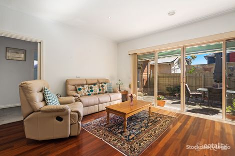 Property photo of 2/41 Rhodes Parade Oak Park VIC 3046