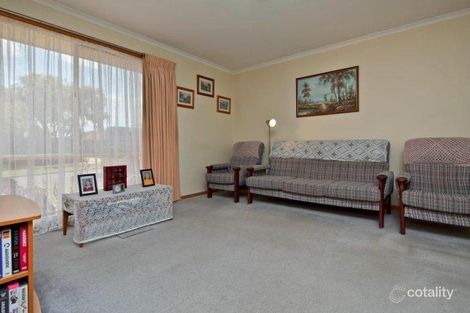 Property photo of 2 Maplewood Court Carrum Downs VIC 3201