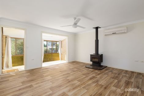 Property photo of 4 Dalee Street Jones Hill QLD 4570