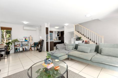 Property photo of 4/9 Tamworth Street Annerley QLD 4103