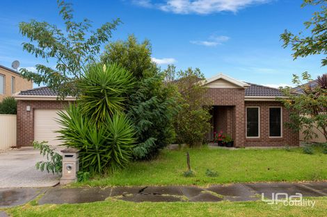 3 Margaret Pl, Taylors Hill, VIC 3037