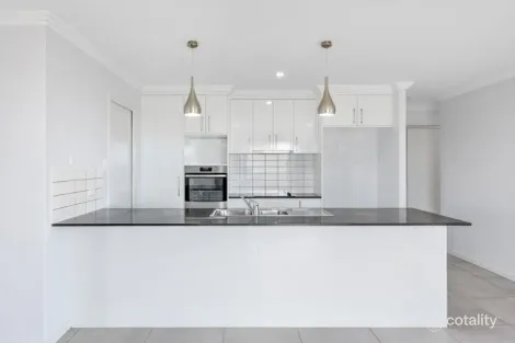 Property photo of 3 Mowbray Place Urraween QLD 4655