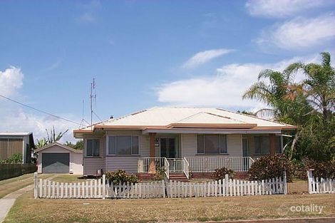 31 Kent St, Urangan, QLD 4655