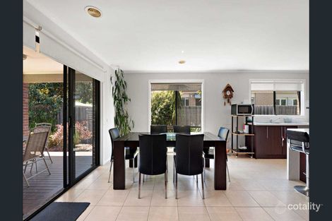 Property photo of 175 Hall Road Carrum Downs VIC 3201