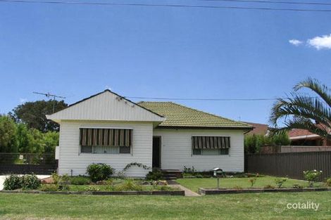 24 Tirranna St, Blacksmiths, NSW 2281