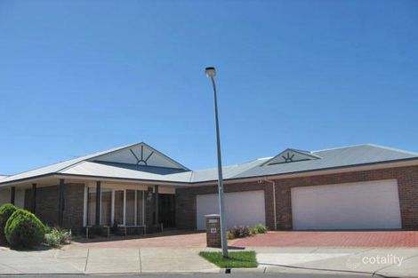 19 Strzelecki Ct, Taylors Lakes, VIC 3038