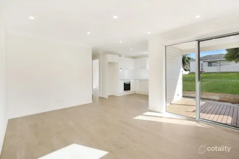 Property photo of 61 Korrongulla Crescent Primbee NSW 2502