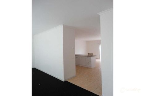 Property photo of 15 Grassland Avenue Coburg VIC 3058