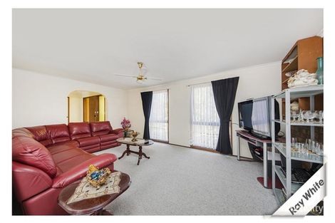 Property photo of 11 Deamer Crescent Chisholm ACT 2905