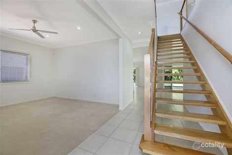 Property photo of 18 Vantage Crescent Wellington Point QLD 4160