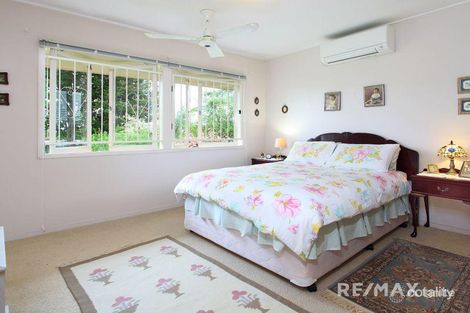 Property photo of 92 Kenmore Road Kenmore QLD 4069