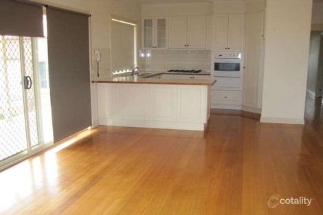 Property photo of 8 Blacksmith Drive Attwood VIC 3049