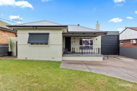 Property photo of 8 Killara Avenue Mount Austin NSW 2650