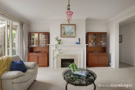 Property photo of 5 Connell Court Balwyn VIC 3103