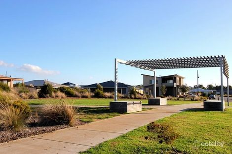 Property photo of 9 Parkridge Close Cowes VIC 3922