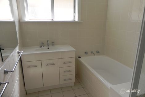 Property photo of 30 Stanley Street Kooringal NSW 2650