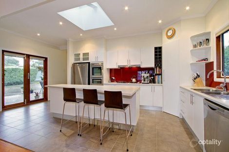 Property photo of 8 Mason Street Ferntree Gully VIC 3156