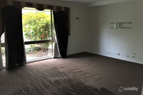Property photo of 16 Glen Ross Road Sinnamon Park QLD 4073