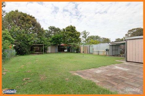 Property photo of 17 Lalroy Street Beachmere QLD 4510