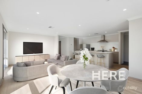 27 Kingfisher Rd, Eglinton, WA 6034