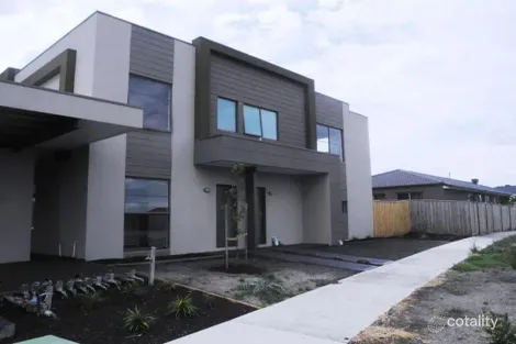 8/19 Positano Way, Lalor, VIC 3075