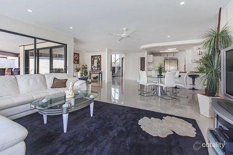 Property photo of 78 Clear Island Road Broadbeach Waters QLD 4218