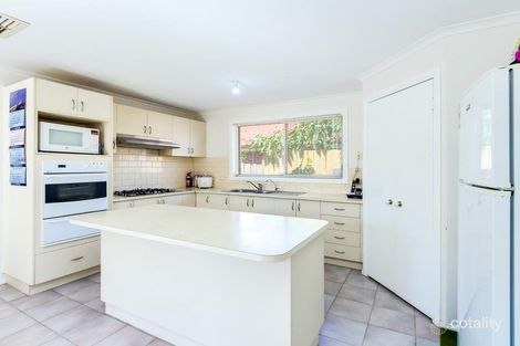 Property photo of 24 Manatoka Crescent Hampton Park VIC 3976