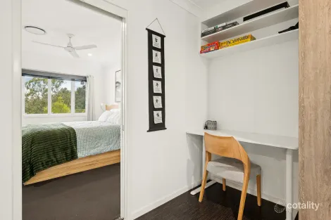 Property photo of 8 Crystal Court Ocean View QLD 4521