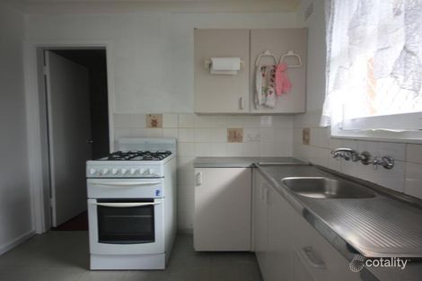 Property photo of 13 Hakea Place Macquarie Fields NSW 2564
