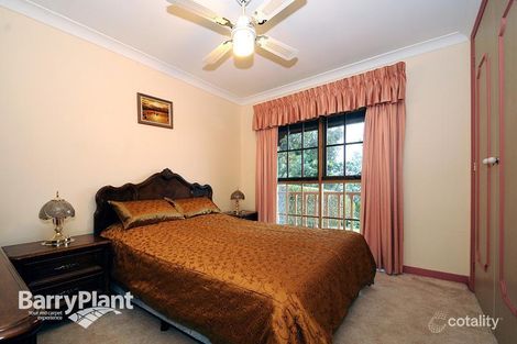 Property photo of 4 Hobbs Court Endeavour Hills VIC 3802