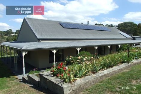 2 Outlook Way, Hernes Oak, VIC 3825