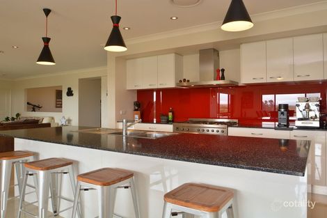 Property photo of 2 Stockyard Close Lochinvar NSW 2321
