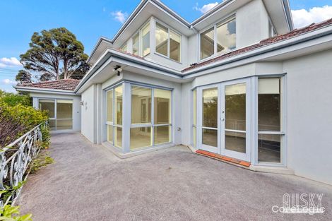 Property photo of 64 Greythorn Road Balwyn North VIC 3104