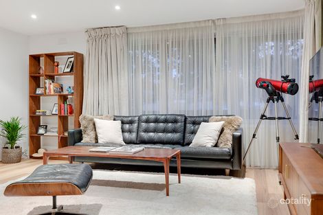 Property photo of 6 Helena Court Frankston VIC 3199